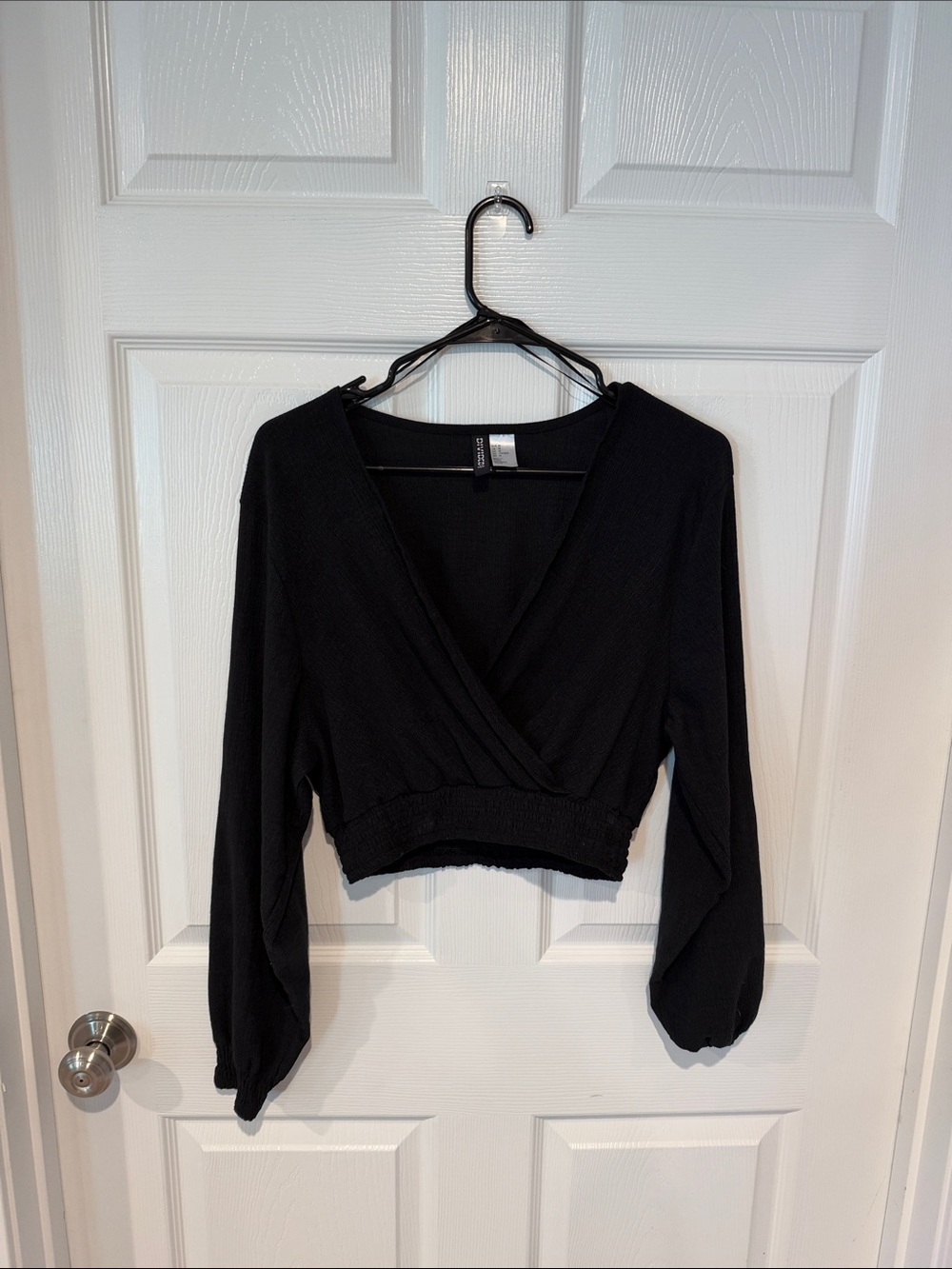 H&M Black Cropped Wrap Long-Sleeve Top
